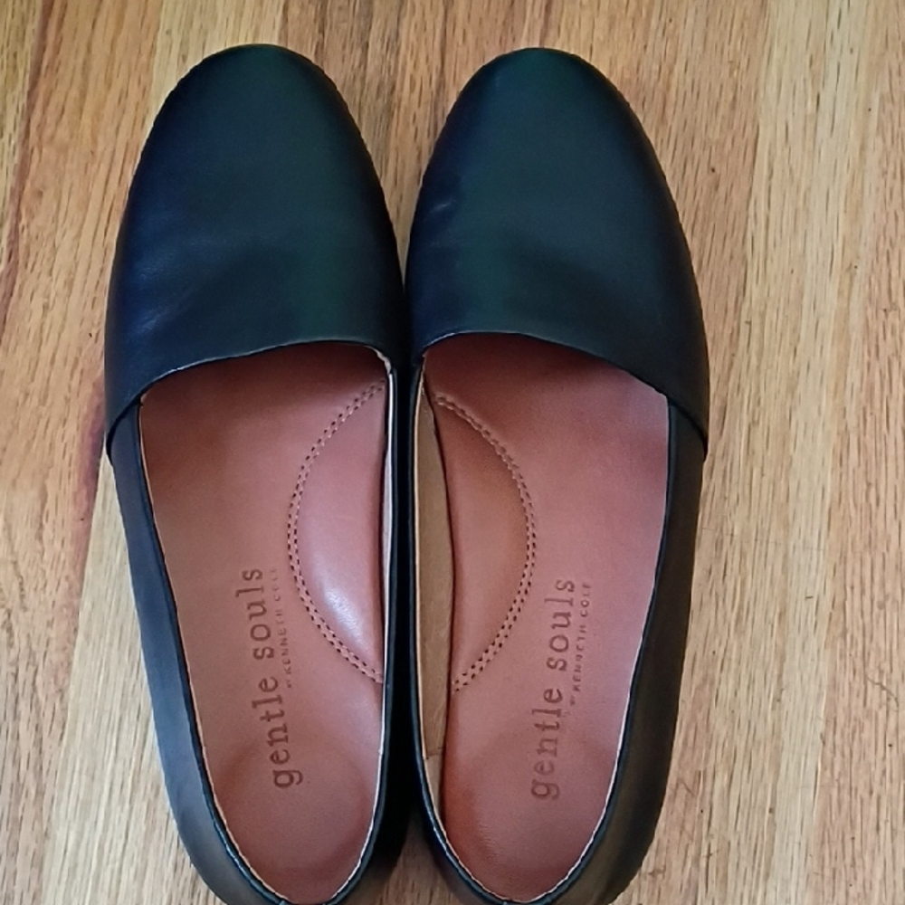 Gentle Souls Women's Black Leather Flats Size 8 - Picture 8 of 8